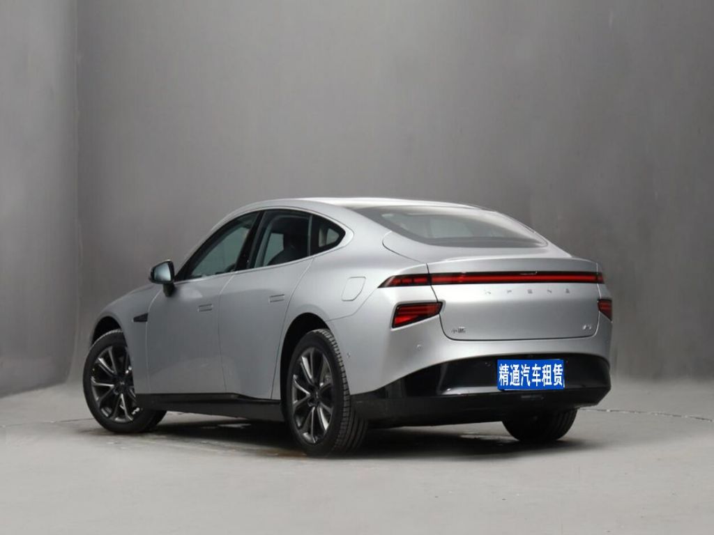 小鵬汽車-小鵬汽車P7