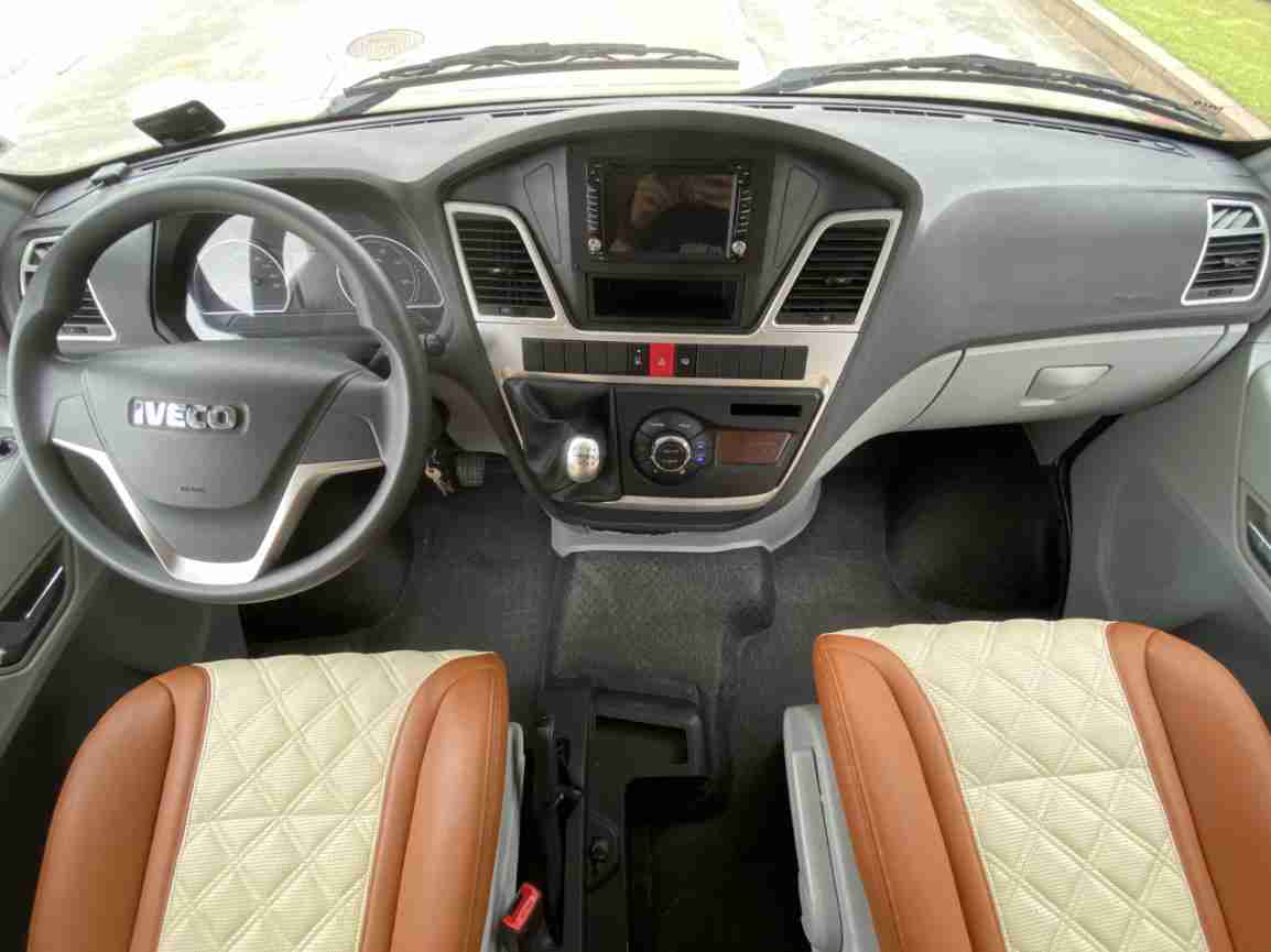 亞特依維柯C型 手動擋 6座